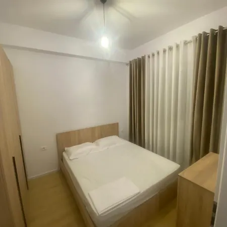 Kadiu تيرانا